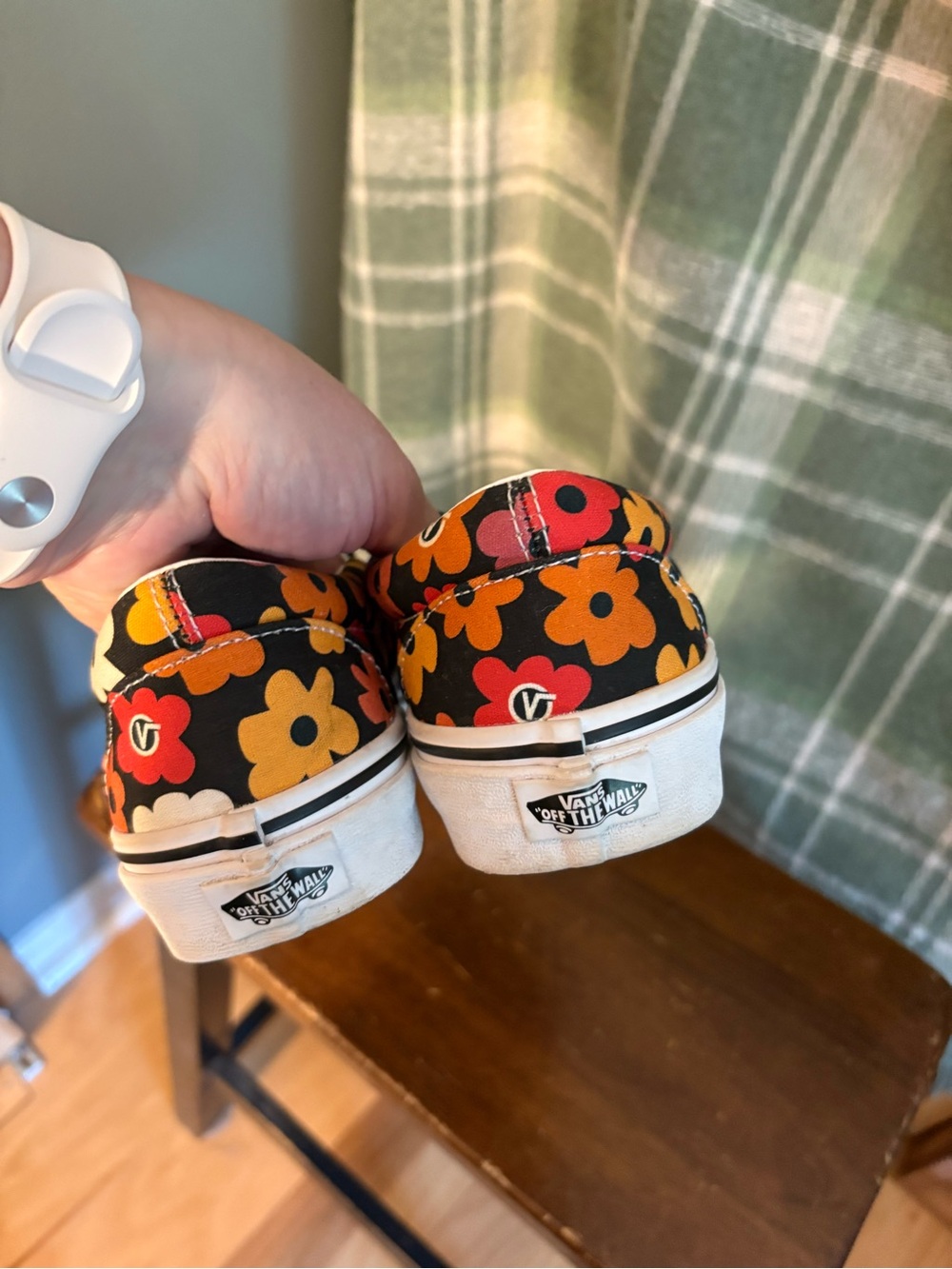 Vans Slip-On Sneakers with Retro Floral Print - Picture 8 of 10